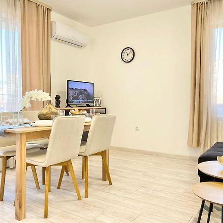 Central Apartment For 4 Guests Next To State Opera Stara Zagora Exteriér fotografie